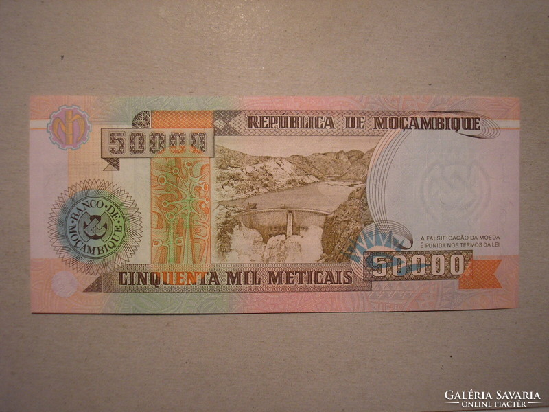 Mozambik-50 000 Meticais 1993 UNC