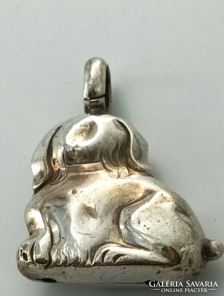 Ezüst figura, csengő, kutya, kulcstartó