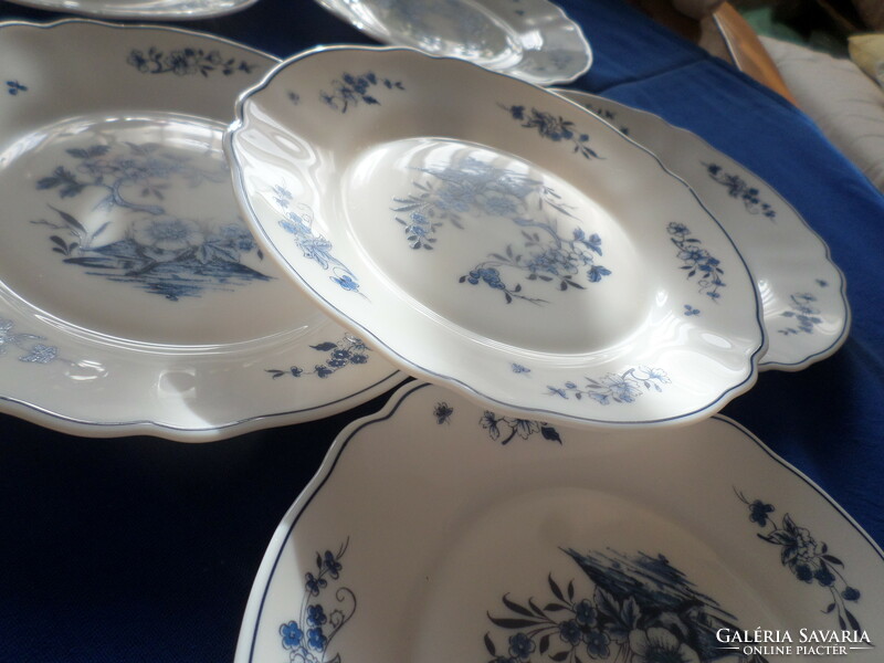 New! Six cake plates with a blue flower pattern, milk glass, Jena Arcopal France