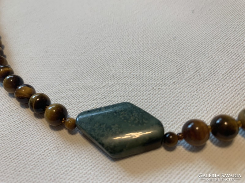 Tiger eye mineral necklace