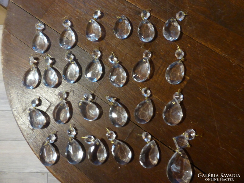 Crystal chandelier part: drop pendant / per piece