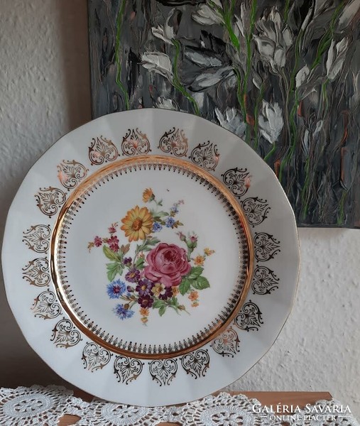 Epiag Czechoslovak porcelain plate / decorative plate, with flower pattern decor. - Flawless