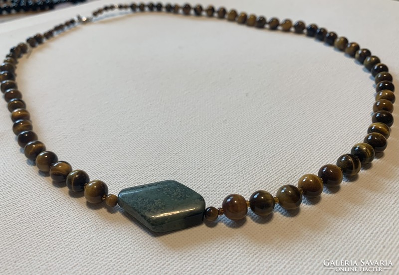 Tiger eye mineral necklace
