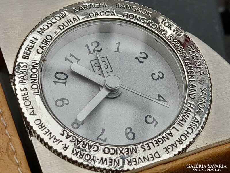 Renato Balestra rare travel watch is beautiful