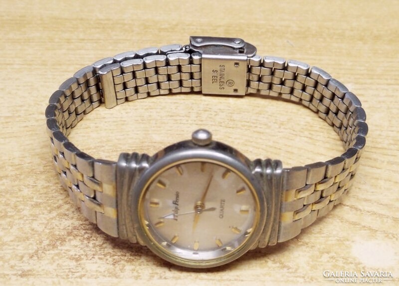 Philip persio quartz water resistant women's wristwatch with metal buckle, in excellent condition