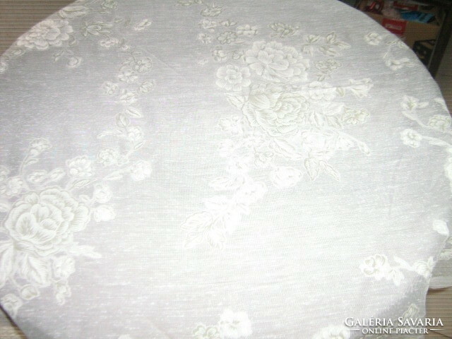 Beautiful pink round special tablecloth