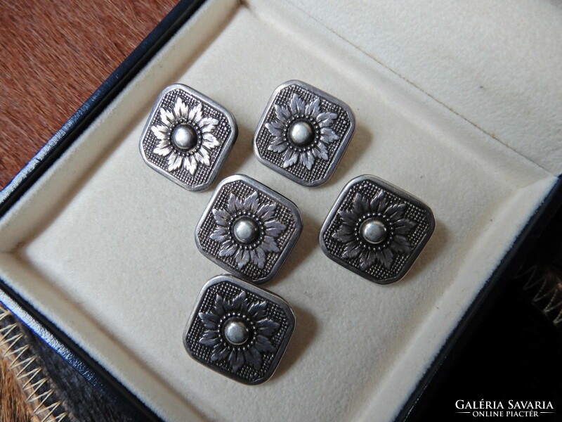 Antique German Jacob Agner silver buttons with flower motif﻿