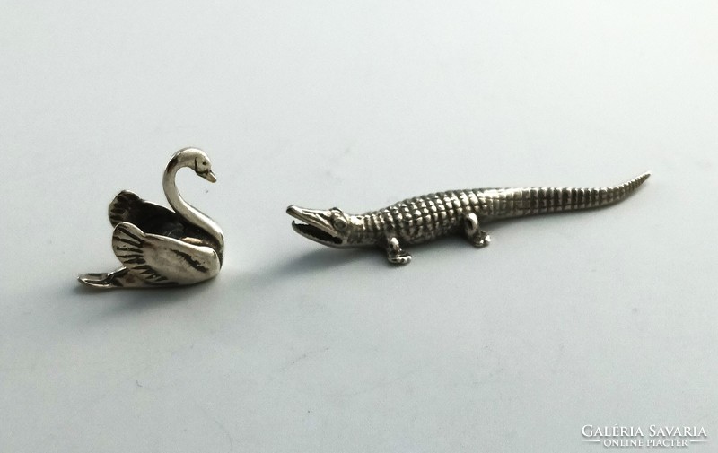 Silver ornaments, swan, crocodile, alligator