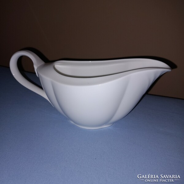 Villeroy & boch white porcelain saucer, pouring