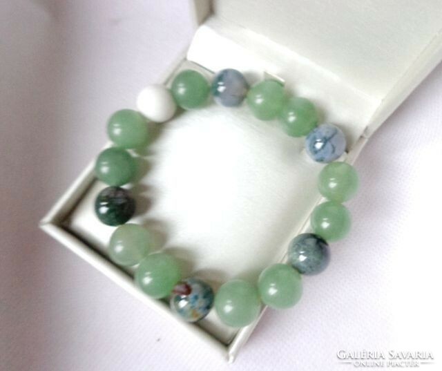 Jade and moss agate bracelet