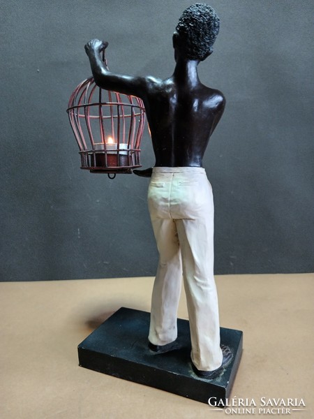 Art -Deco  fekete fiú lámpával figurális szobor. Alkudható.