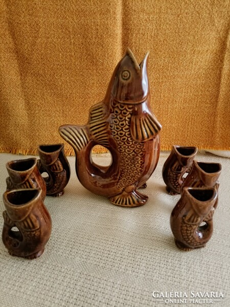 Retro 6-person ceramic brandy/drink set with fish-shaped glasses and jug 6500 ft