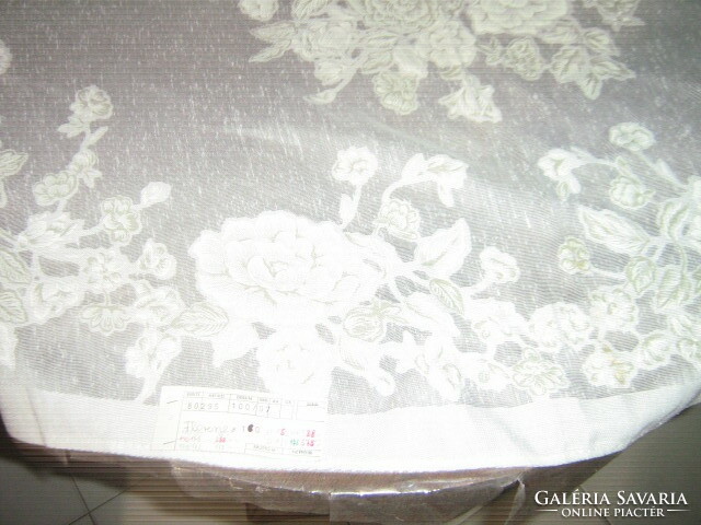 Beautiful pink round special tablecloth