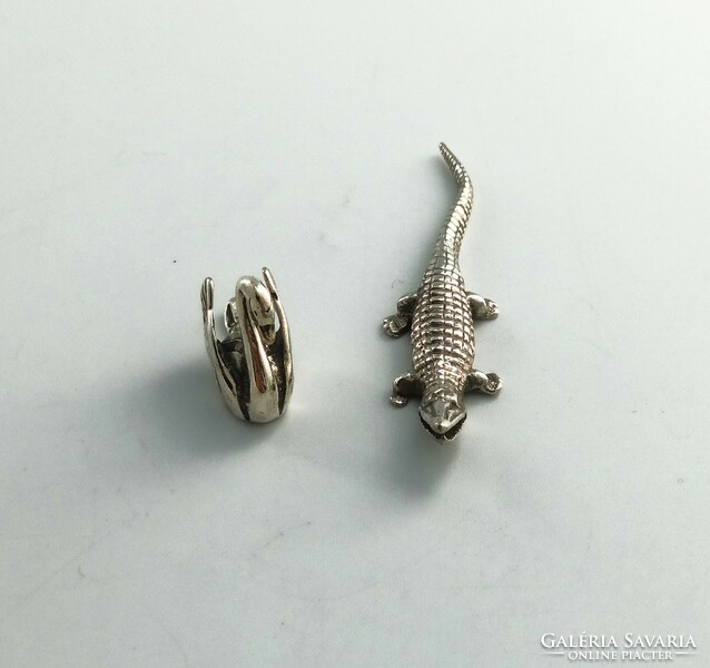 Silver ornaments, swan, crocodile, alligator