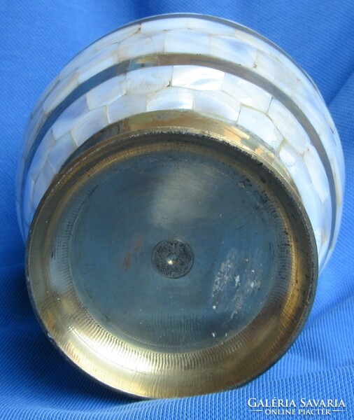 Copper vase with shell shell inlay, 15 cm high