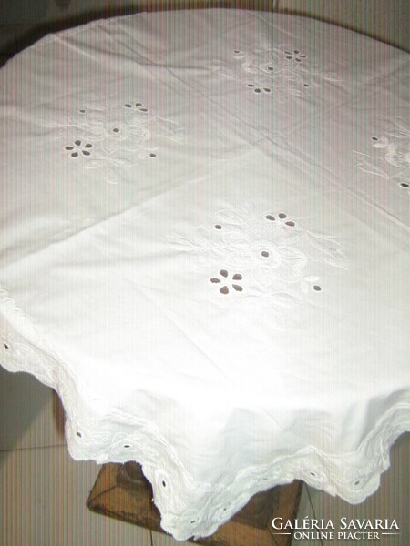 Wonderful elegant white Madeira tablecloth with lacy edges