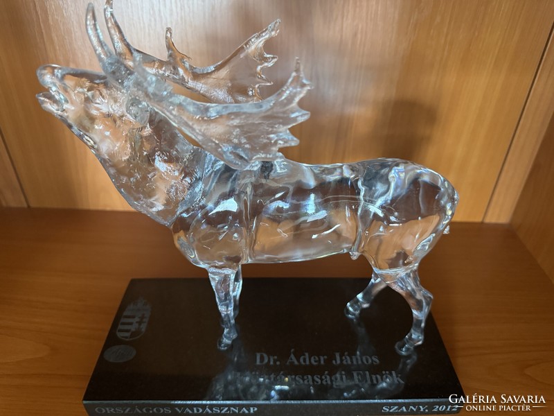 Deer lip crystal glass, on a marble base National Hunting Day, Szany 2012.