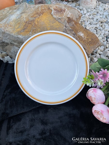 Alföldi porcelán sárga csíkos süteményes tányér nosztalgia menzás