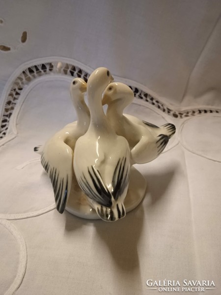 Porcelain bird trio