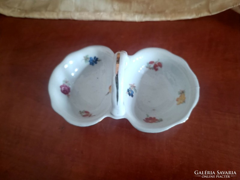 Zsolnay porcelains for potlas