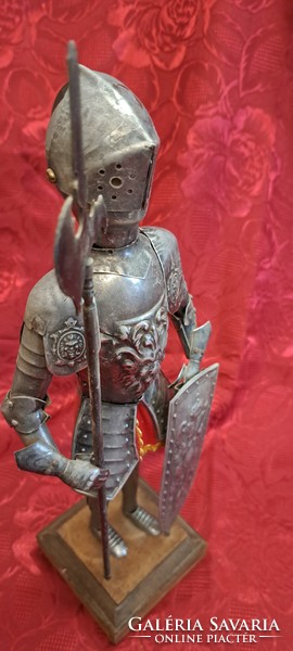 Régi középkori lovag, alabárdos fém szobor (M4542)
