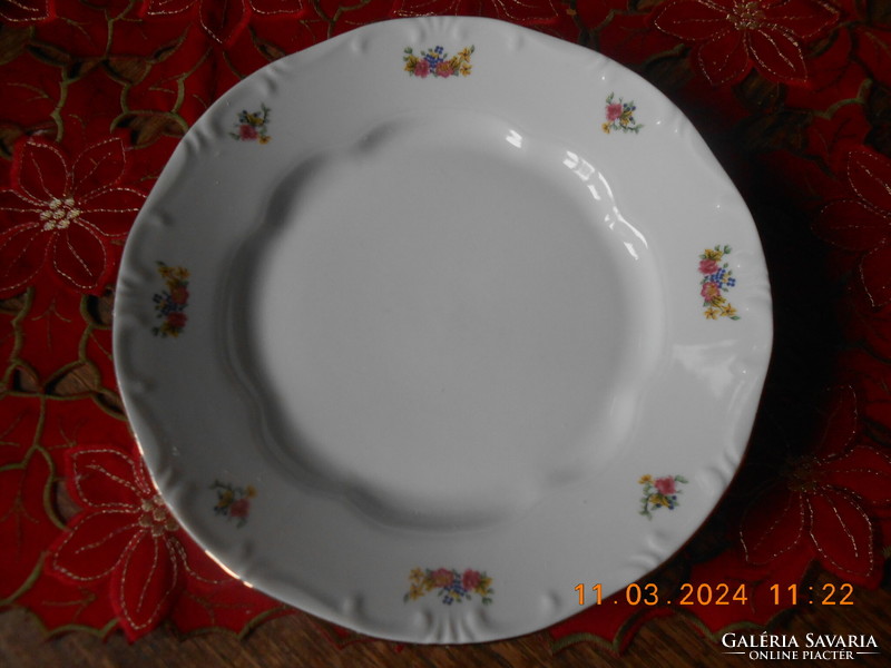 Zsolnay flower bouquet pattern flat plate i