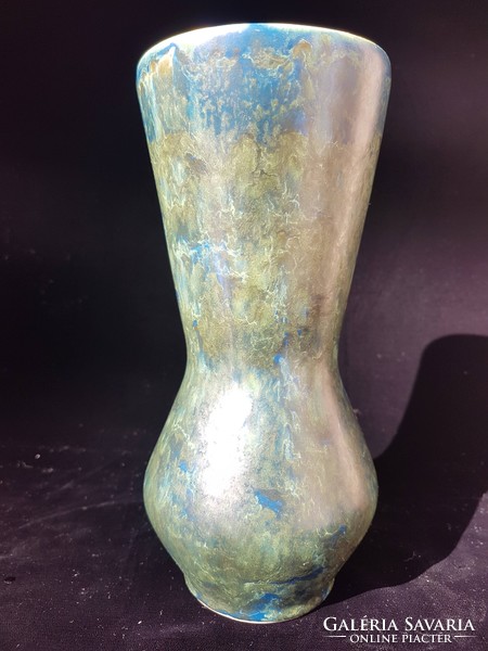 Ceramic vase