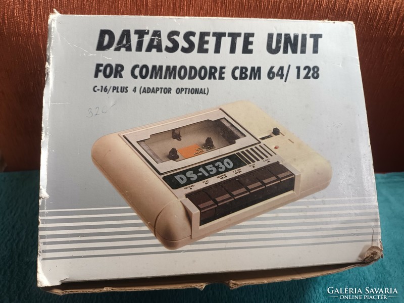 Commodore datassette unit 64 tape recorder, in original box, with description, collector's item