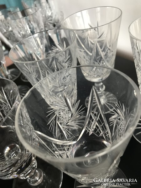 Polished crystal stemmed glasses, 4+5 vermouth or wine glasses (20/e)