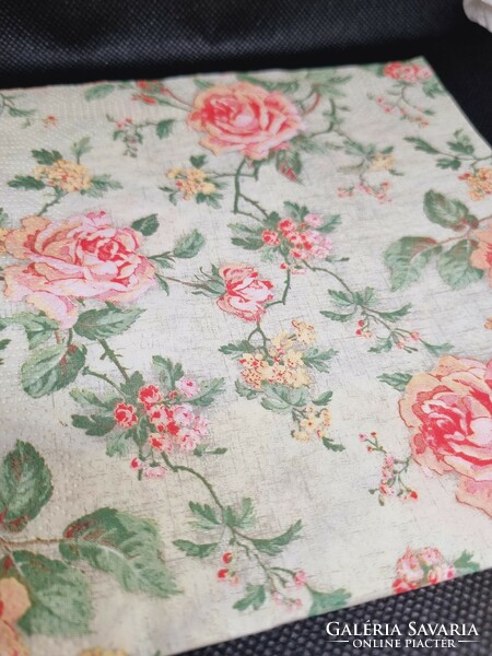 Floral special paper napkin