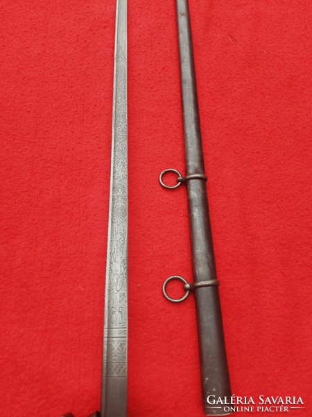 Italian sword with acid-etched blade Jung