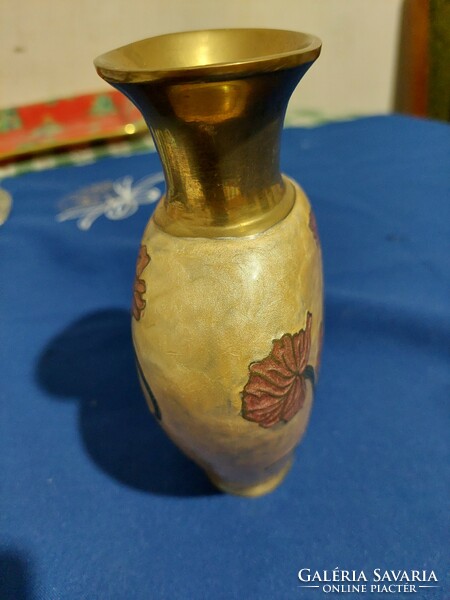 Rèz, enamelled painted vase