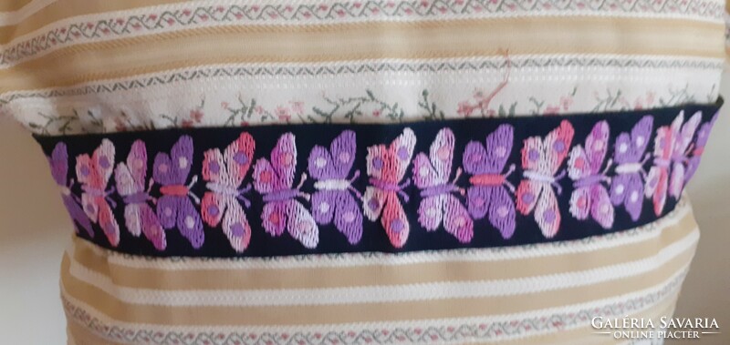 Retro textile women's belt. . 9.