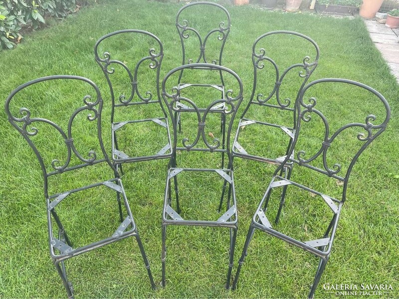 Kovácsoltvas székek … 6 darab