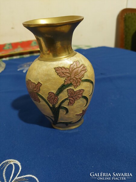 Rèz, enamelled painted vase