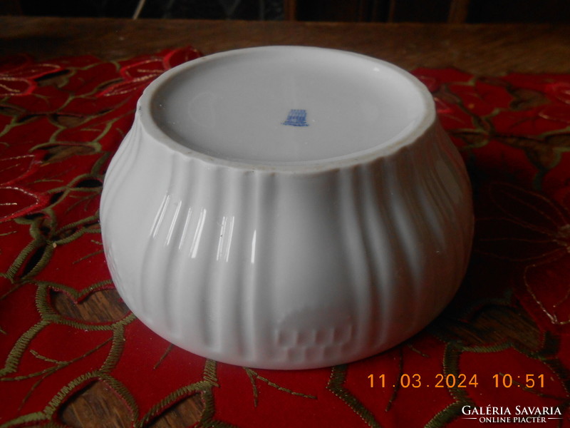 Zsolnay white bowl, 12.5 cm