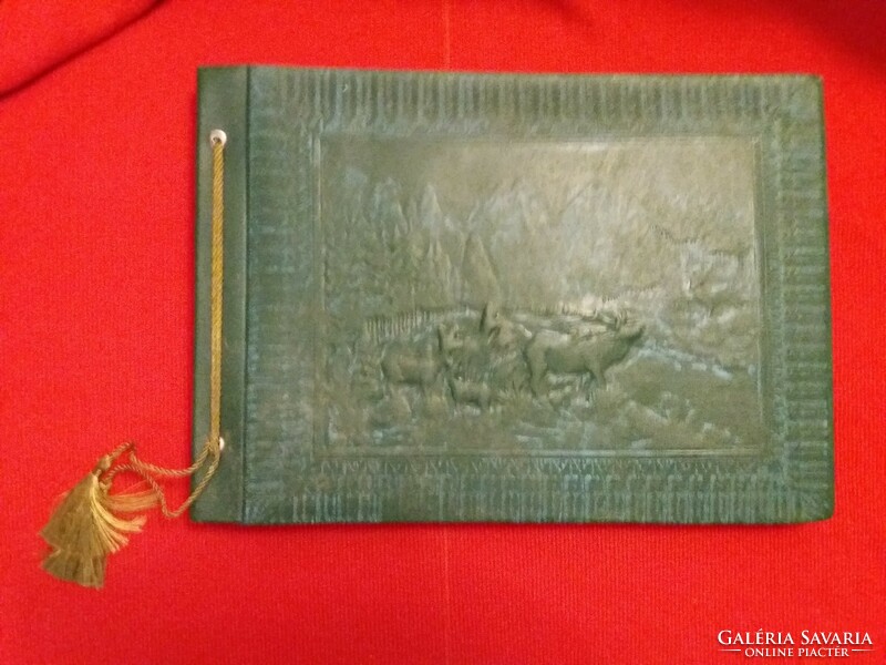 Antique leather gold cord green hunter embossed scene photo album size /3 according to the pictures