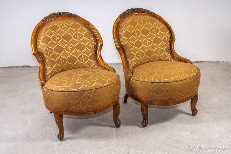 Pair of neo-baroque armchairs, 19th century