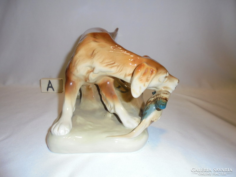 Royal Dux porcelán vadász kutya -  porcelán szobor, nipp, figura
