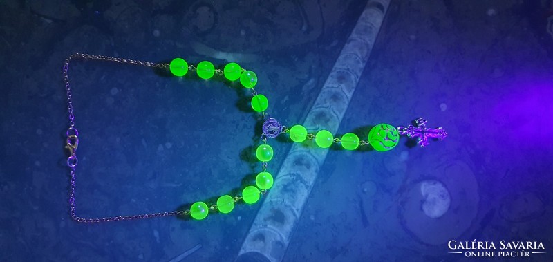 Genuine Czech Uranium Glass Car Rosary #24038