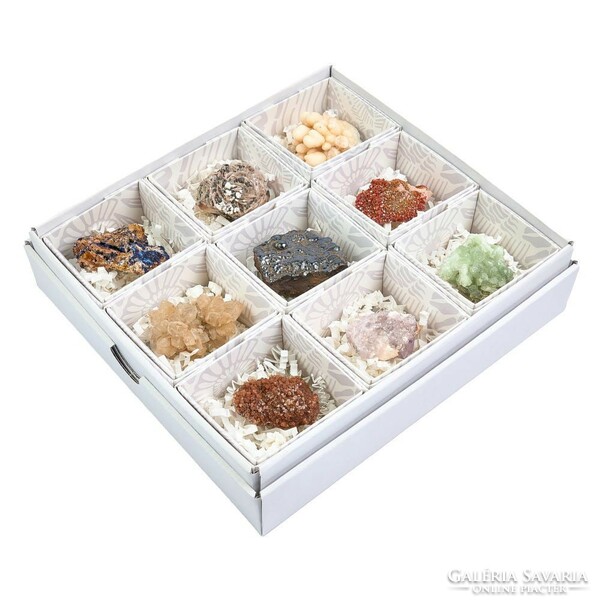 Moroccan minerals in a gift box - 9 in one
