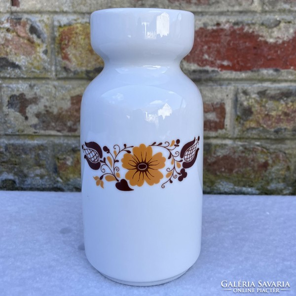 Alföldi Panni - virágos porcelán váza 16 cm