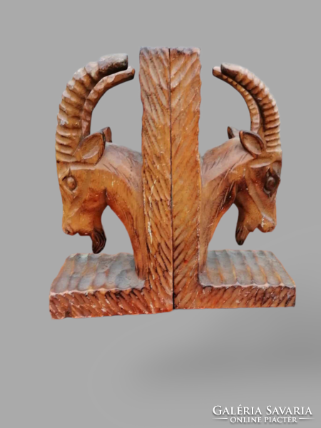 Aries bookend
