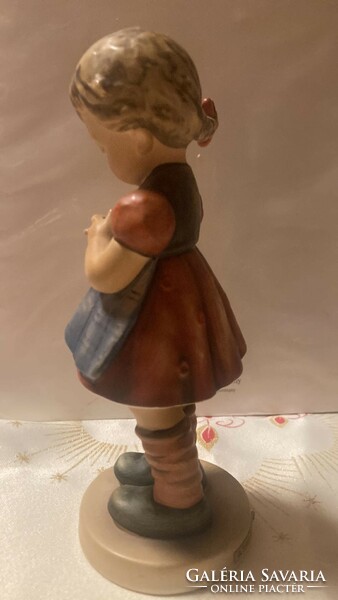 Ritka! Hummel/Goebel porcelán, " Kötögetős lány" , nagy méret, 17 cm !