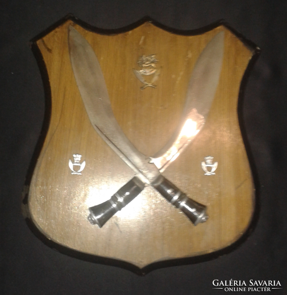 Old, 2 Gurkha kukri v. Nepali Dagger (Indian Falidis)