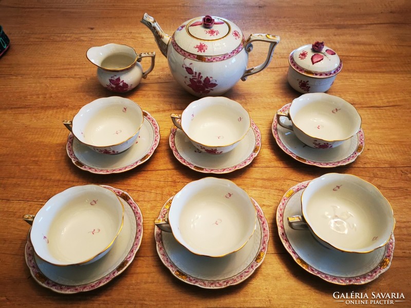 Complete Herend Appony purple tea set with purple pattern for 6 people.