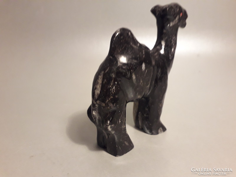 Ónix ásvány kő teve dromedár darabáron három darab elérhető