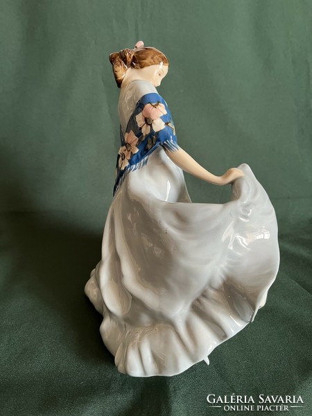 Rare royal dux dancing girl porcelain figurine (p0014)