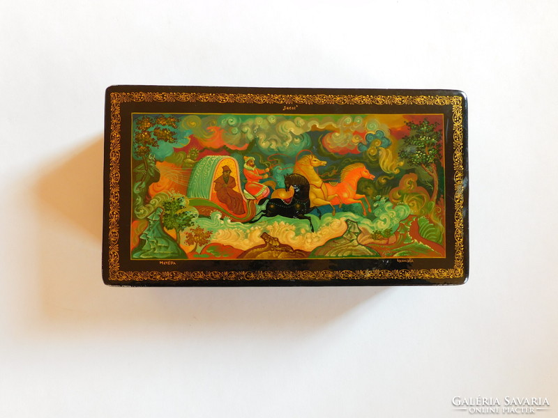 Russian vintage mistera hand painted lacquer box
