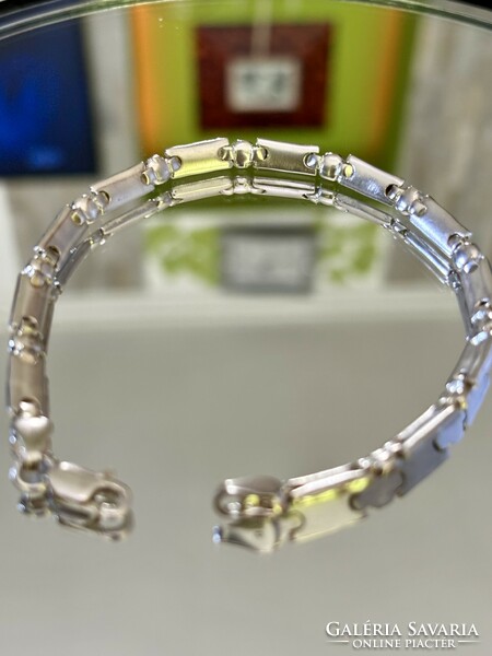 A wonderful, solid silver bracelet
